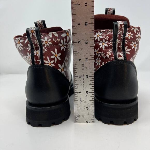 NWT Shindigs Women's Red Combat Boots Sz. 10 B Chunky Vibram Sole Lug Tread - Picture 8 of 12